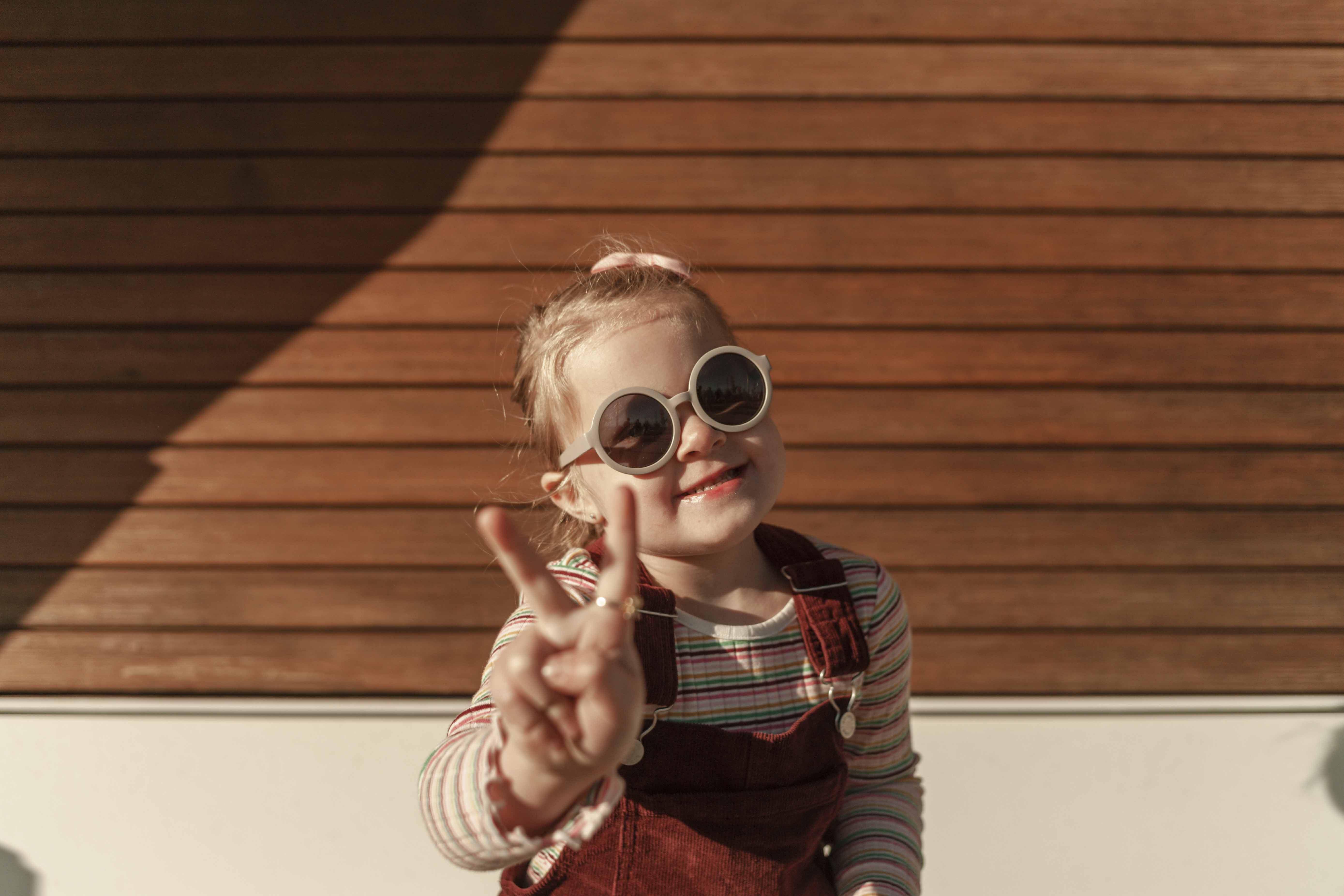 REAL SHADES Sluneční brýle Heart 2+, Almond Oil