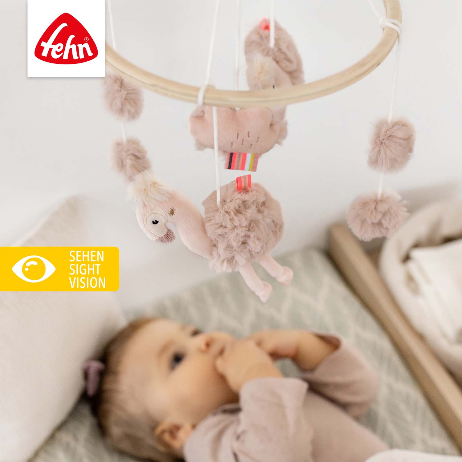 BABY FEHN Dřevěný kolotoč plameňák, Pink
