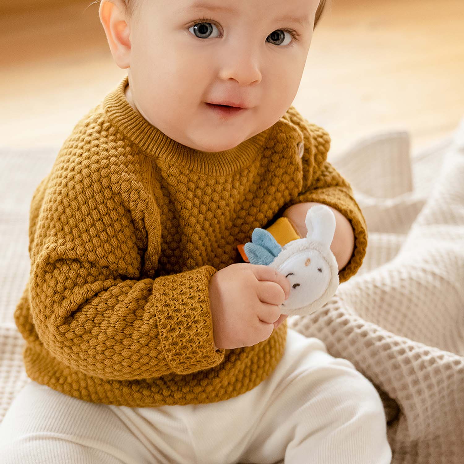 BABY FEHN Chrastící náramek ovečka, FehnNatur 3.0