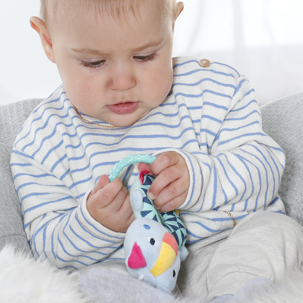 BABY FEHN Plyšový kroužek kočička, Color friends