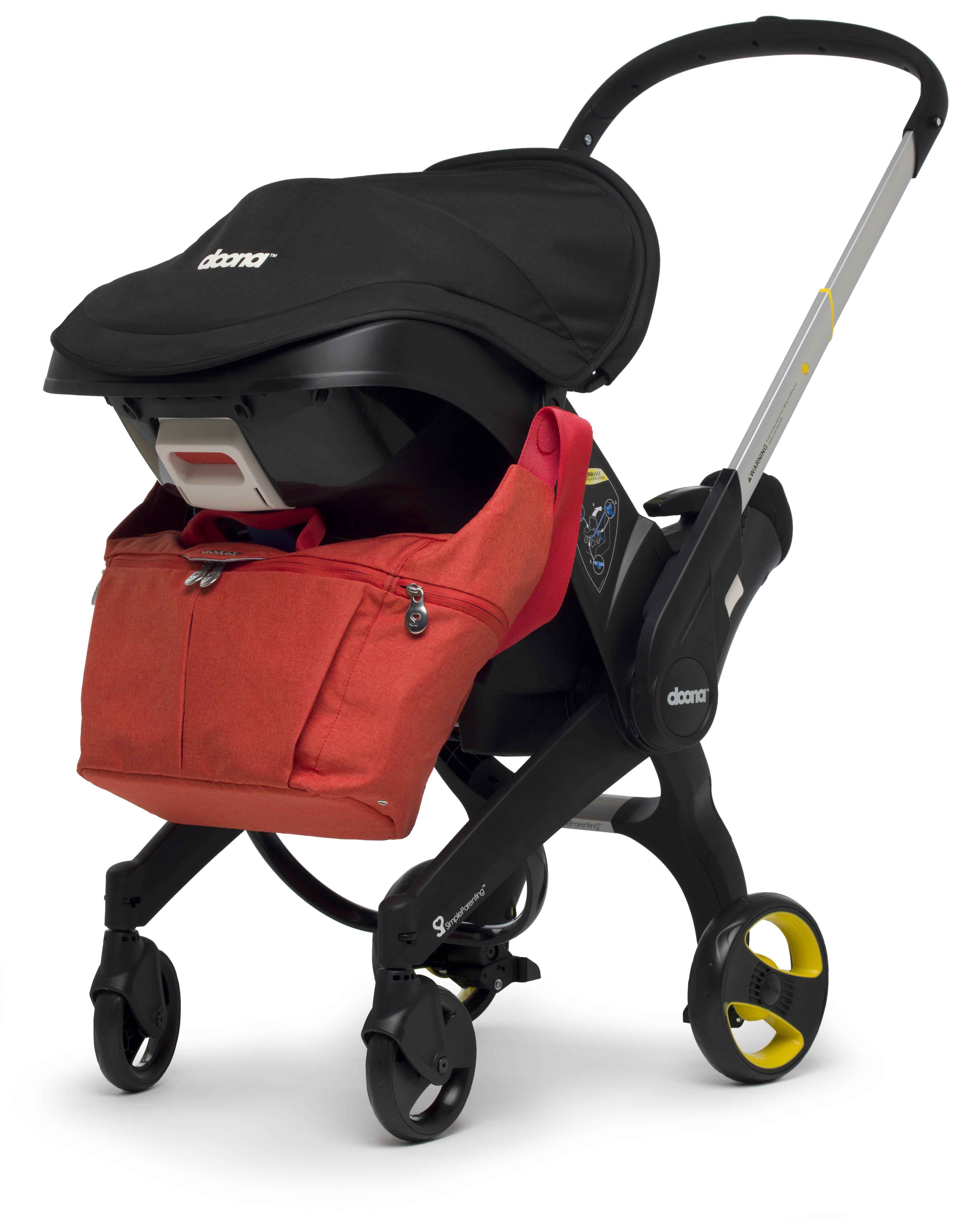 DOONA Celodenní přebalovací taška, Red