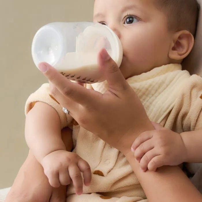 TOMMEE TIPPEE Set kojeneckých lahví, 150 ml, 3ks