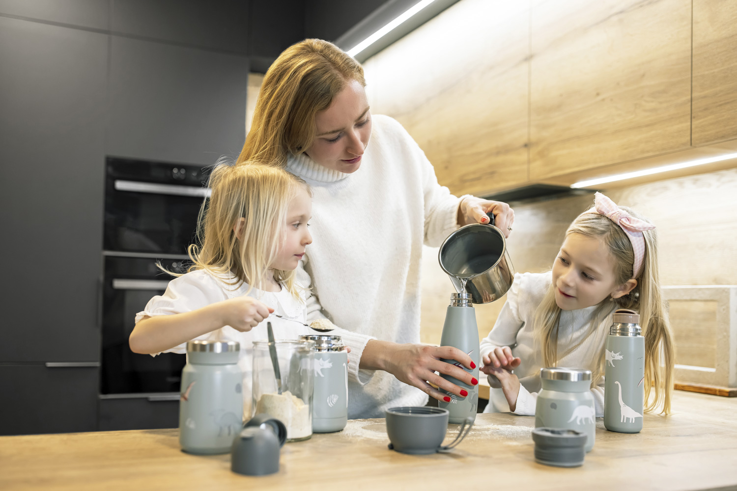 ZOPA Termoska na tekutiny s držákem 480 ml, Dino